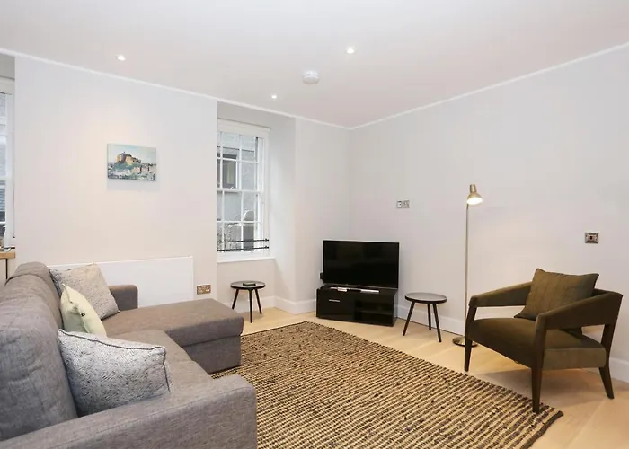 Joivy Modern And Airy Flat On The Historic Royal Mile